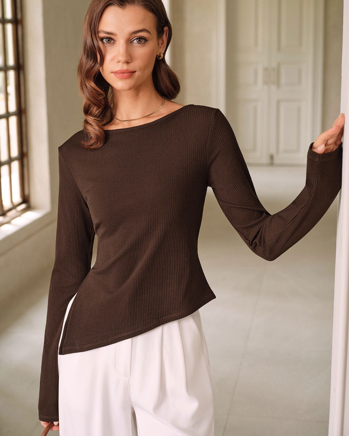 Brown Round Neck Knit Tee